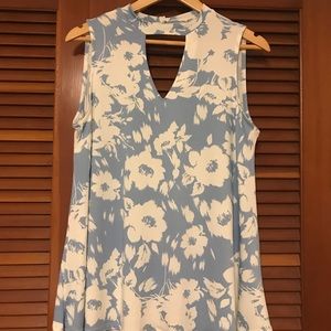 Blue/White floral blouse